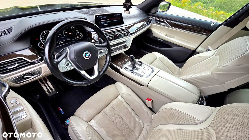 BMW Seria 7 - 23