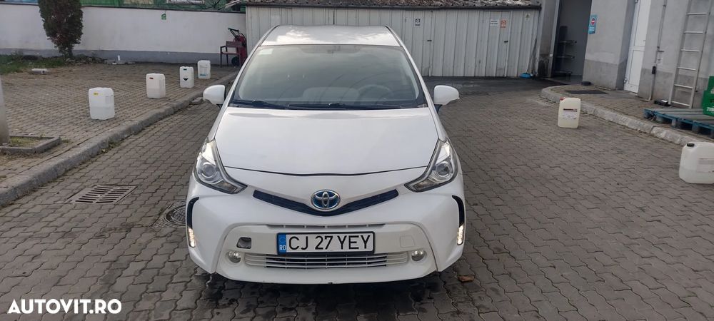 Toyota Prius+ - 1