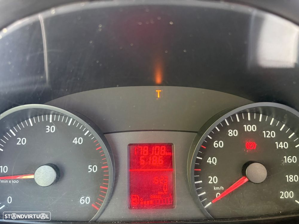 Volkswagen CRAFTER - 12