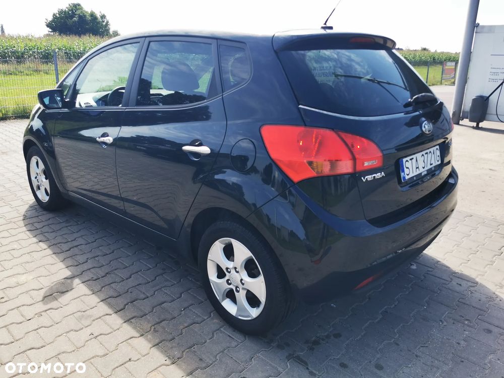 Kia Venga 1.6 CRDi 128 Business Line - 7