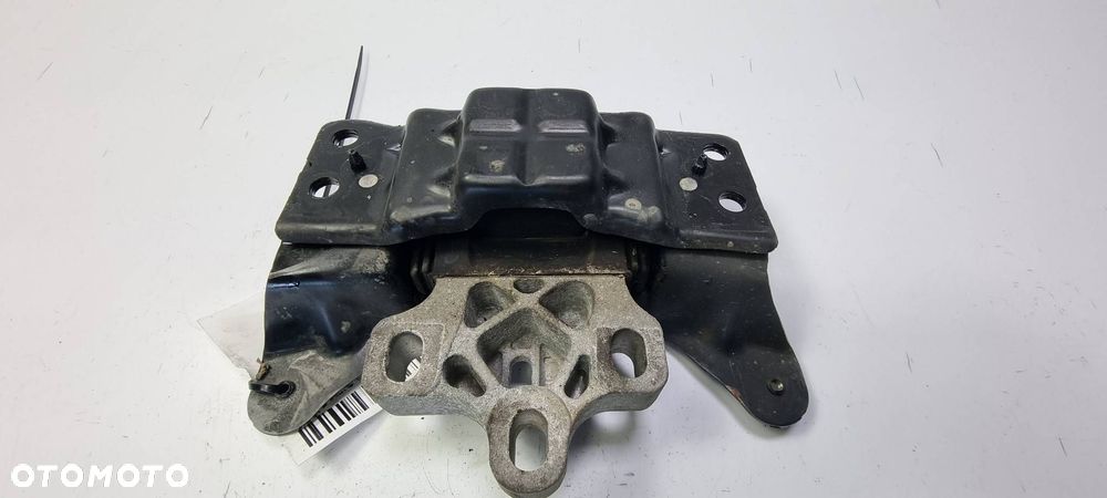 MOCOWANIE SILNIKA VOLKSWAGEN PASSAT B8 5Q0199555BJ - 4