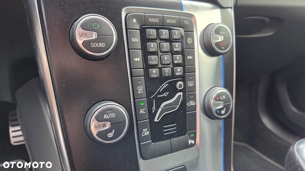 Volvo V40 D2 RDesign - 25