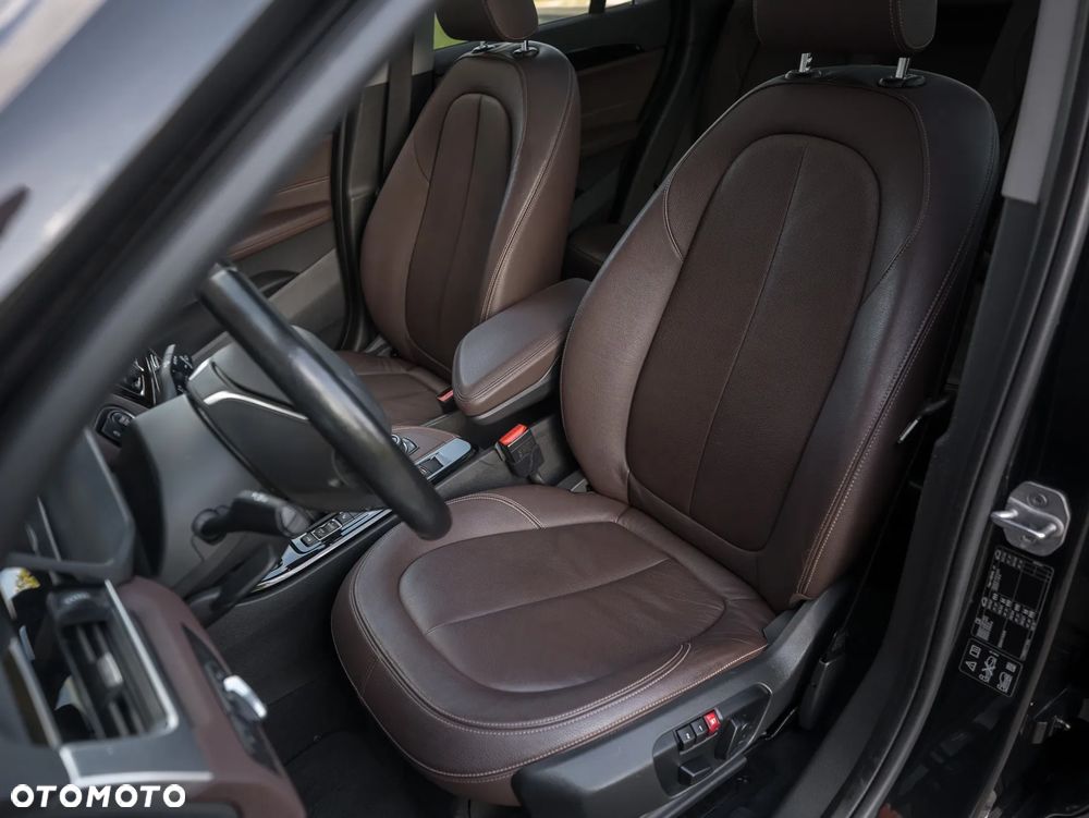BMW X1 xDrive20d xLine - 26