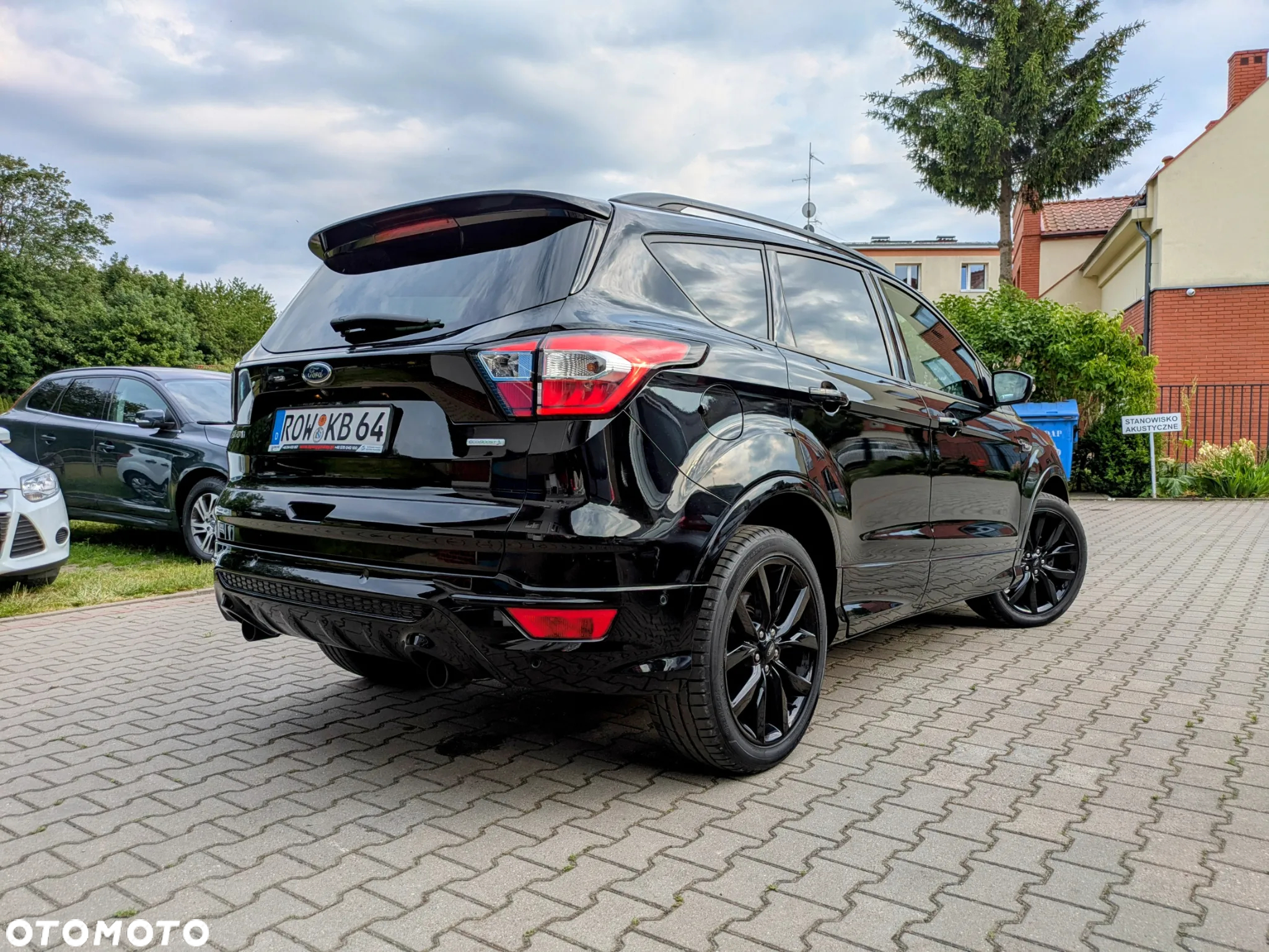 Ford Kuga 1.5 EcoBoost 2x4 ST-Line - 4