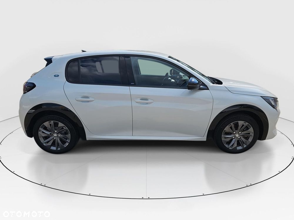 Peugeot 208 Allure Pack - 5