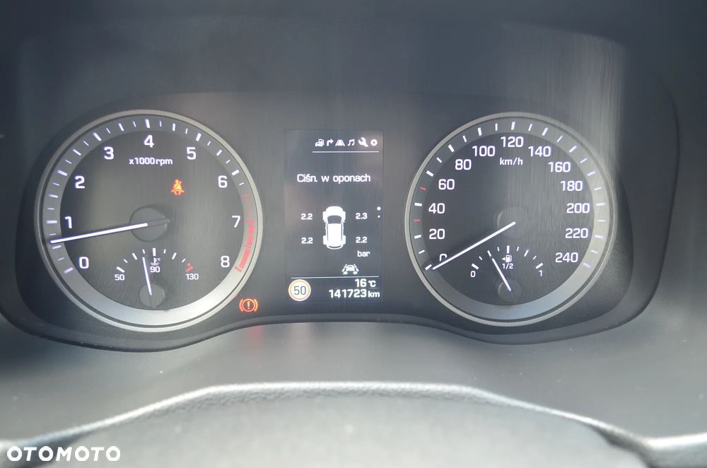 Hyundai Tucson blue 1.6 GDi 2WD Navi - 28