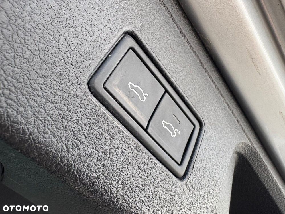 Volkswagen Passat Variant - 16