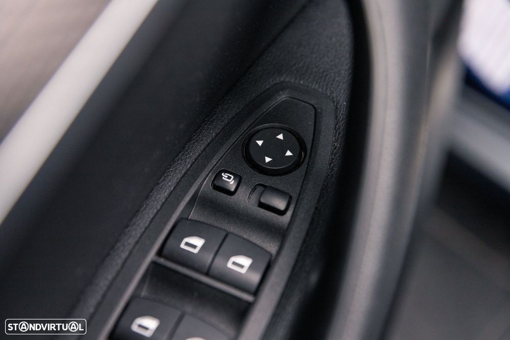 BMW X2 25 e xDrive Pack M - 48