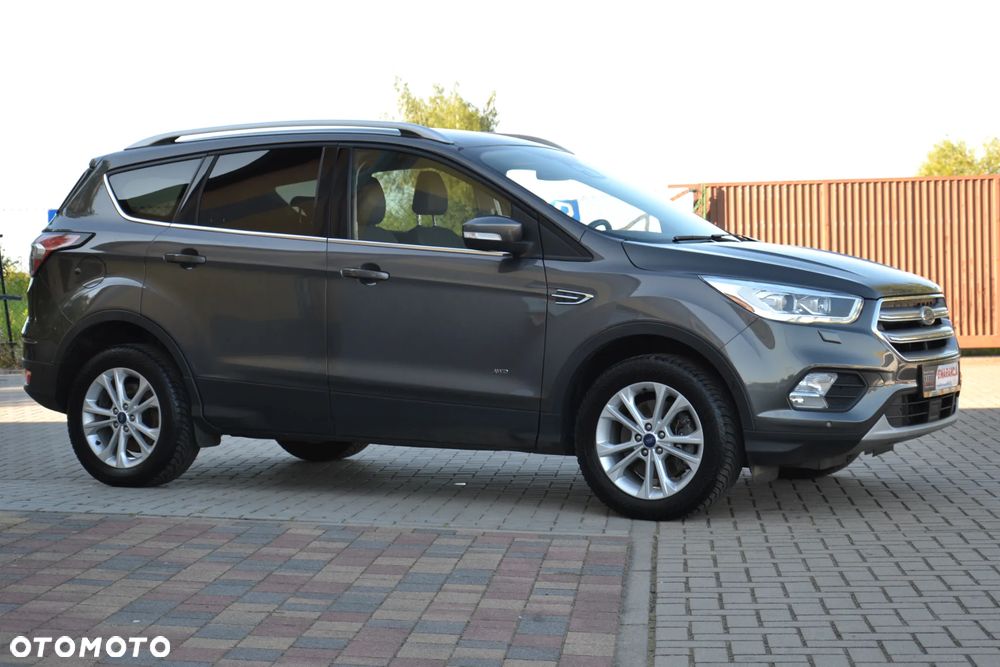 Ford Kuga 2.0 TDCi 4x4 Titanium - 9