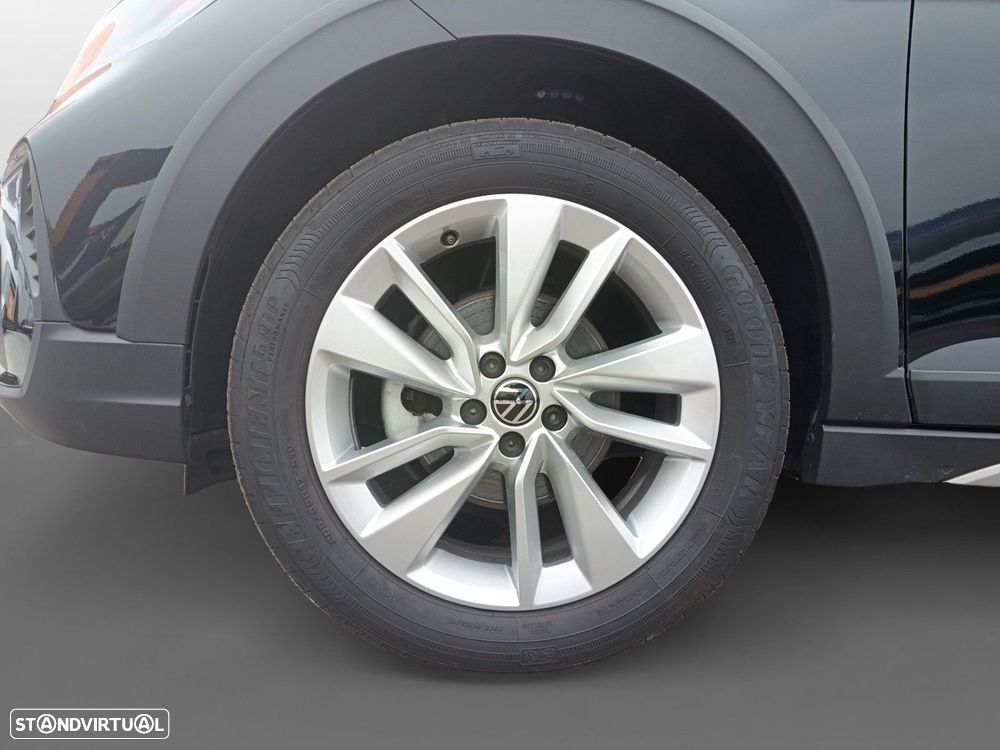 Volkswagen Taigo 1.0 TSI Urban DSG — fotografia 14