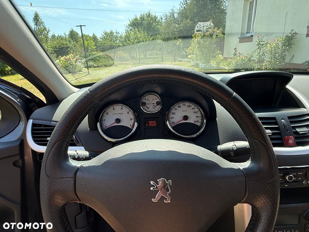 Peugeot 207 - 9