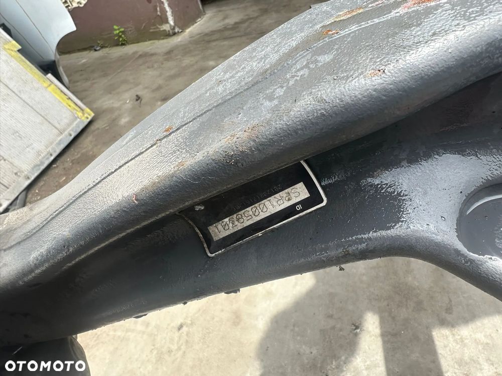 BELKA PRZEDNIA RENAULT MIdlum Dxi 19,5 - 4