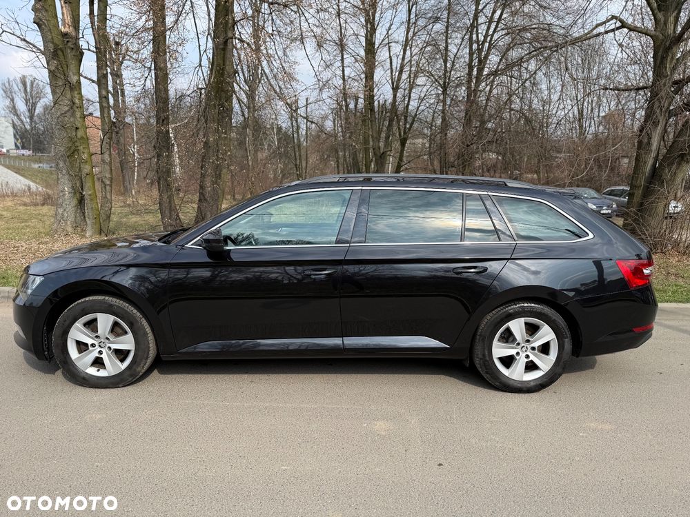 Skoda Superb 2.0 TDI Style - 3