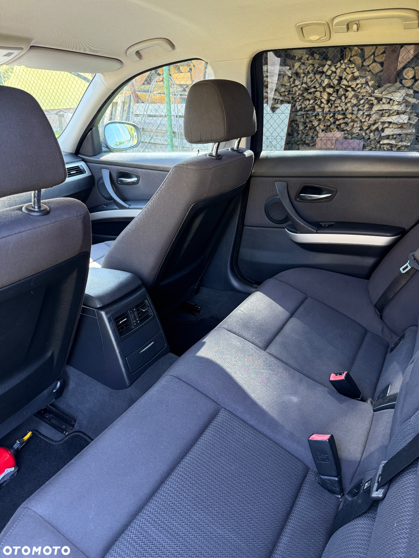 BMW Seria 3 318d - 13