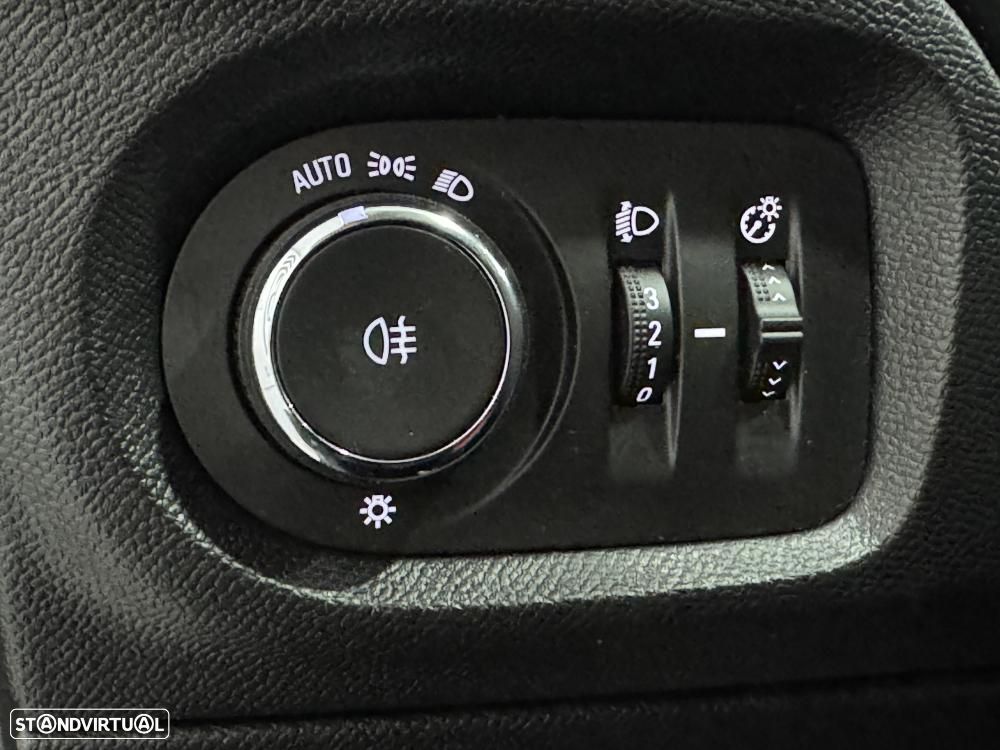 Opel Corsa 1.2 Edition - 29