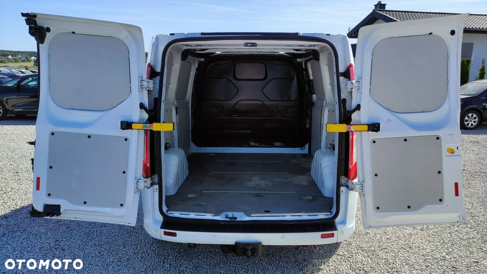 Ford Transit Custom - 8