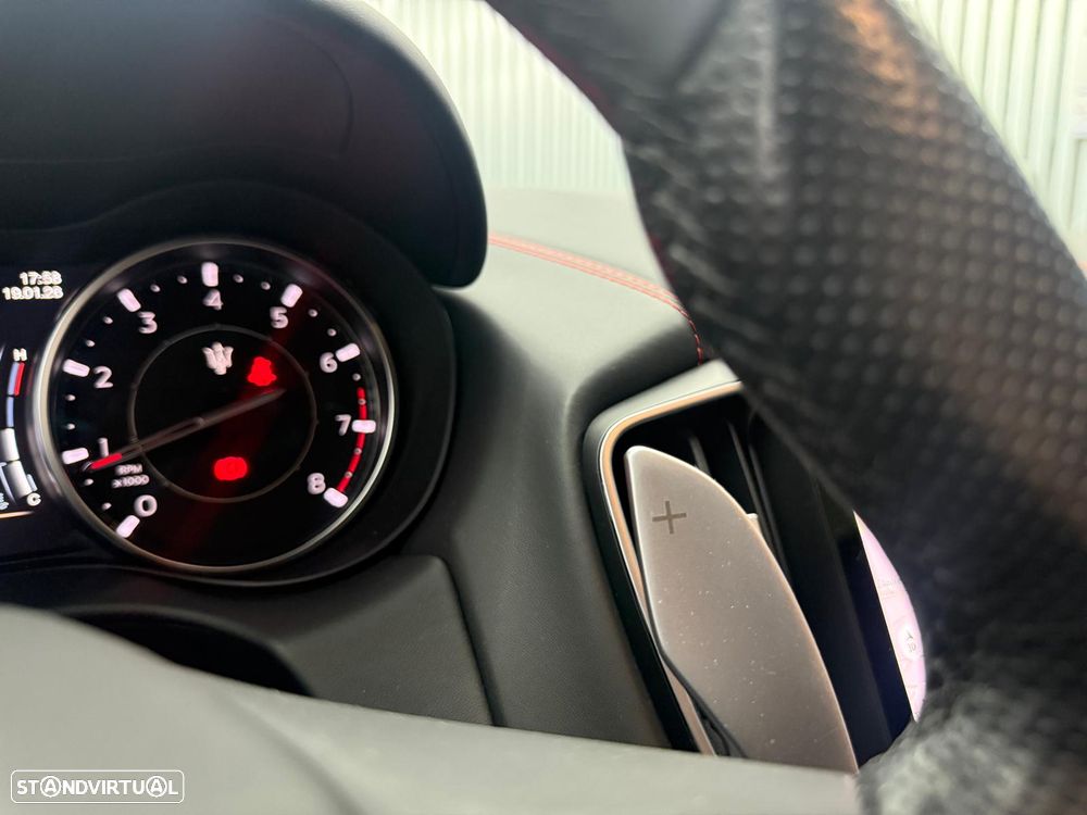 Maserati Ghibli GT Hybrid - 35