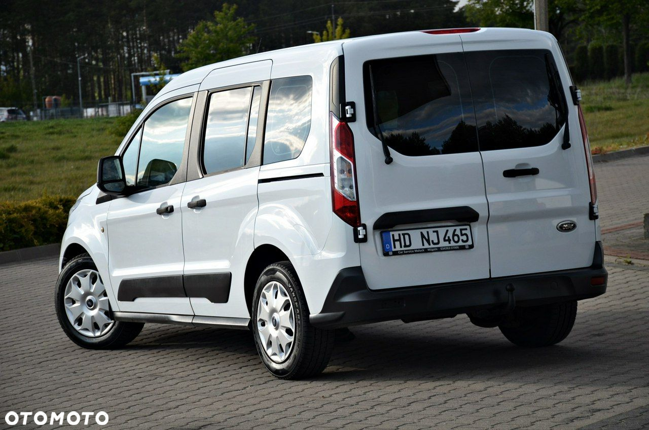 Ford Transit Connect - 13