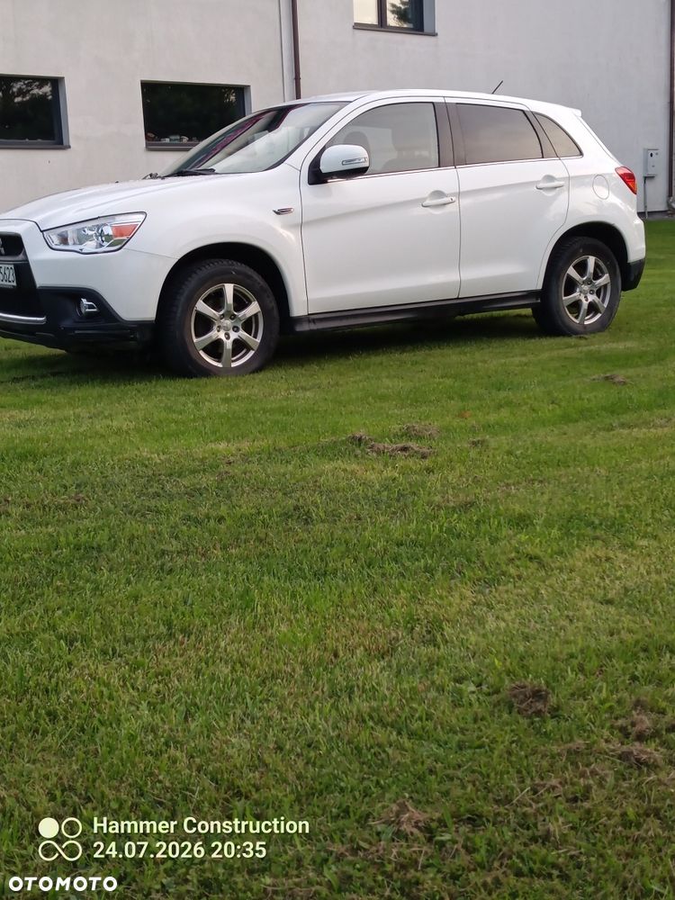 Mitsubishi ASX - 3