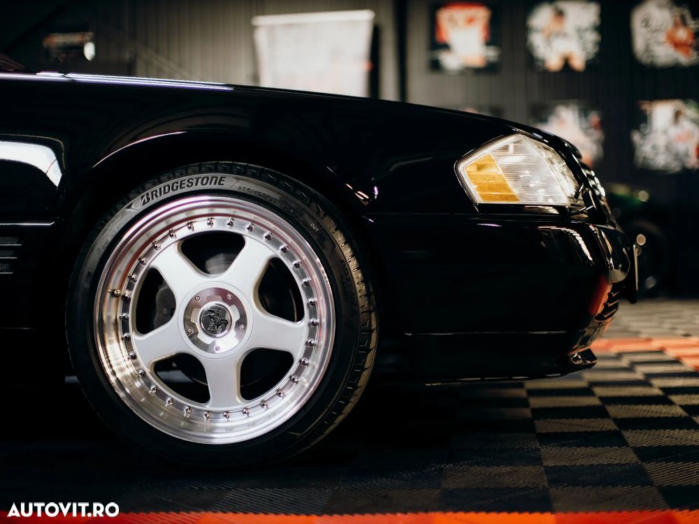 Mercedes-Benz SL - 10