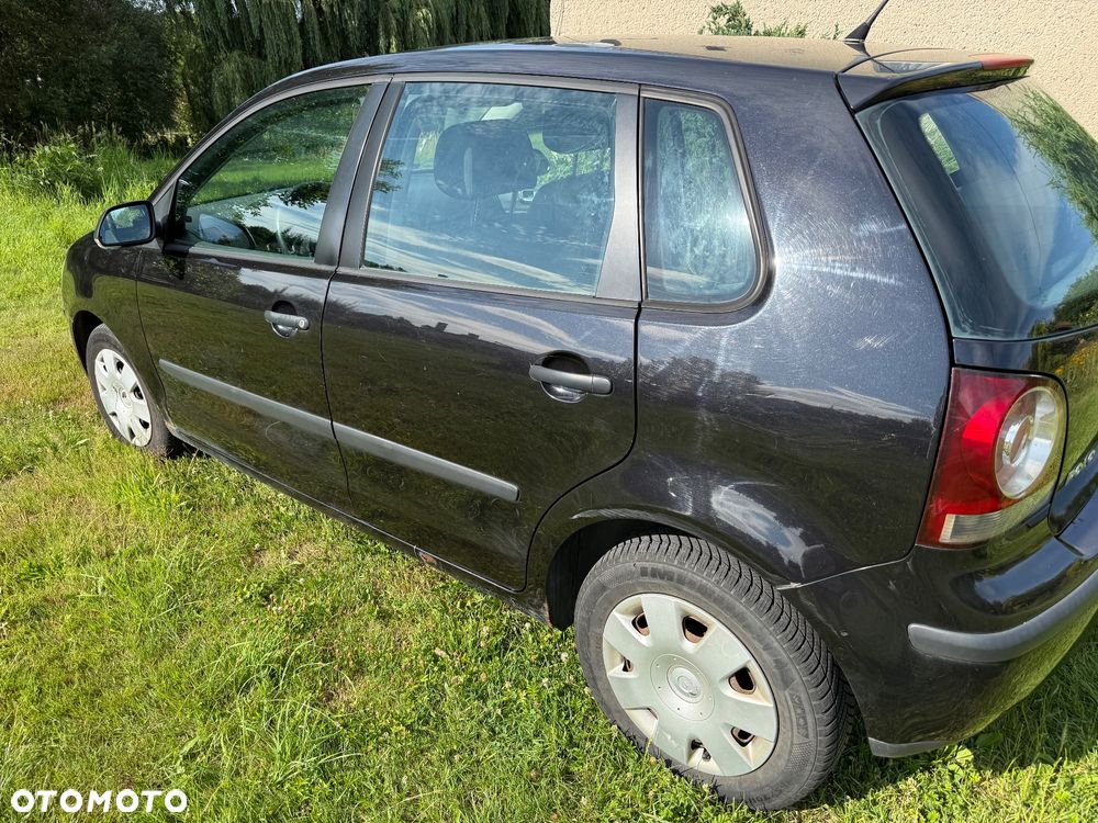 Volkswagen Polo 1.2 12V Comfortline - 4