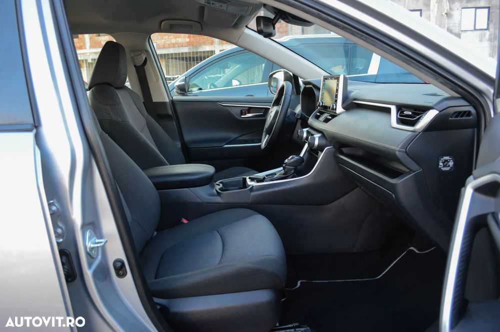 Toyota RAV4 2.5 4x2 Hybrid Business Edition - 27