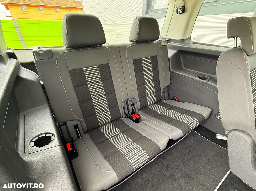 Volkswagen Touran 1.6 United - 23