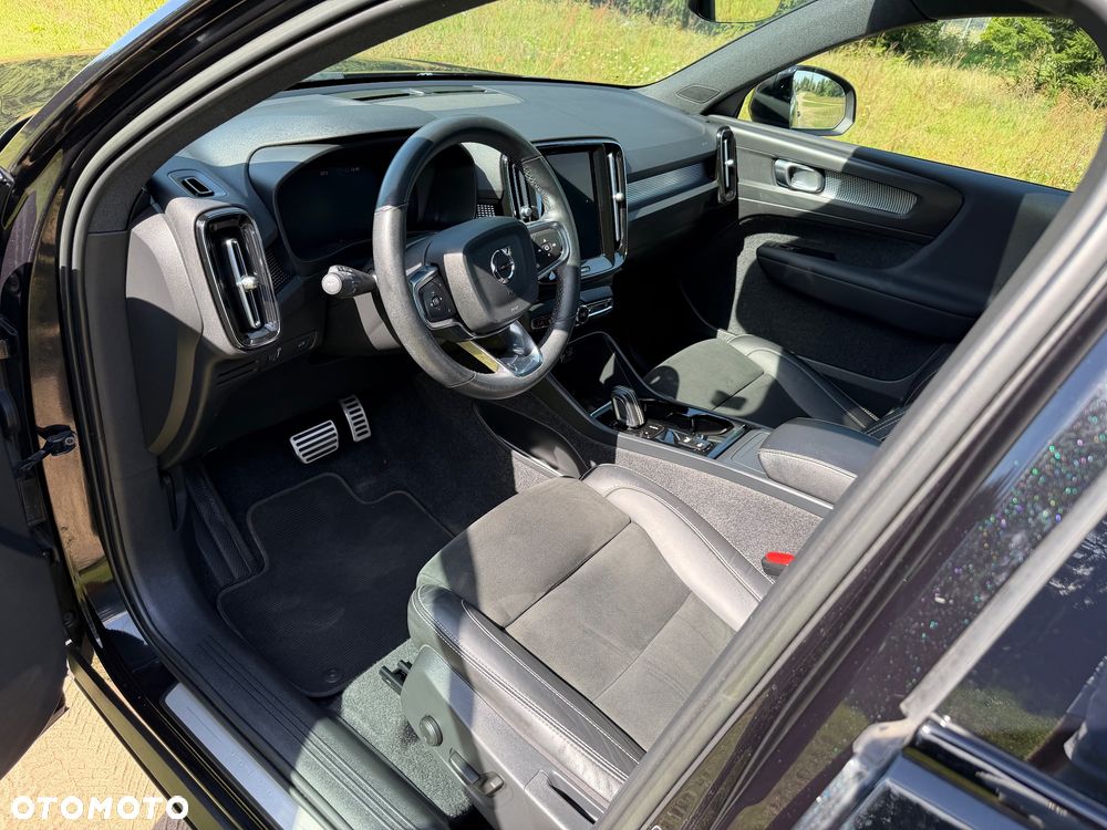 Volvo XC 40 T3 Geartronic RDesign - 13