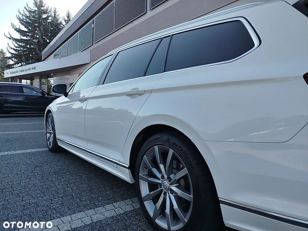 Volkswagen Passat - 36