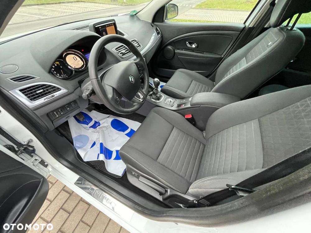 Renault Megane 1.6 16V 110 LIMITED - 9