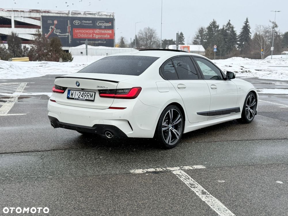 BMW Seria 3 330e M Sport sport - 6