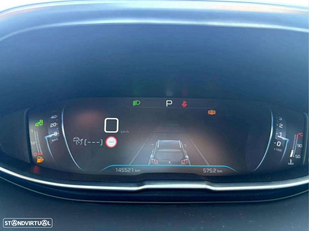 Peugeot 5008 1.5 BlueHDi GT Line EAT8 - 11