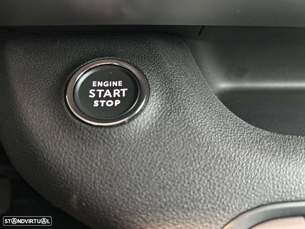 Jeep Avenger 1.2 GSE T3 Summit - 20