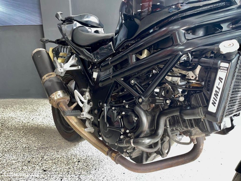 Hyosung GT 650 EFI V-TWIN - 8