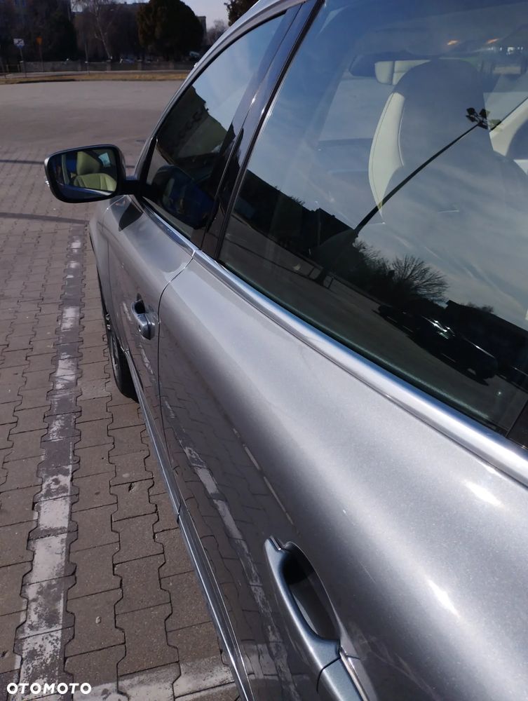 Volvo XC 60 D4 Momentum - 11