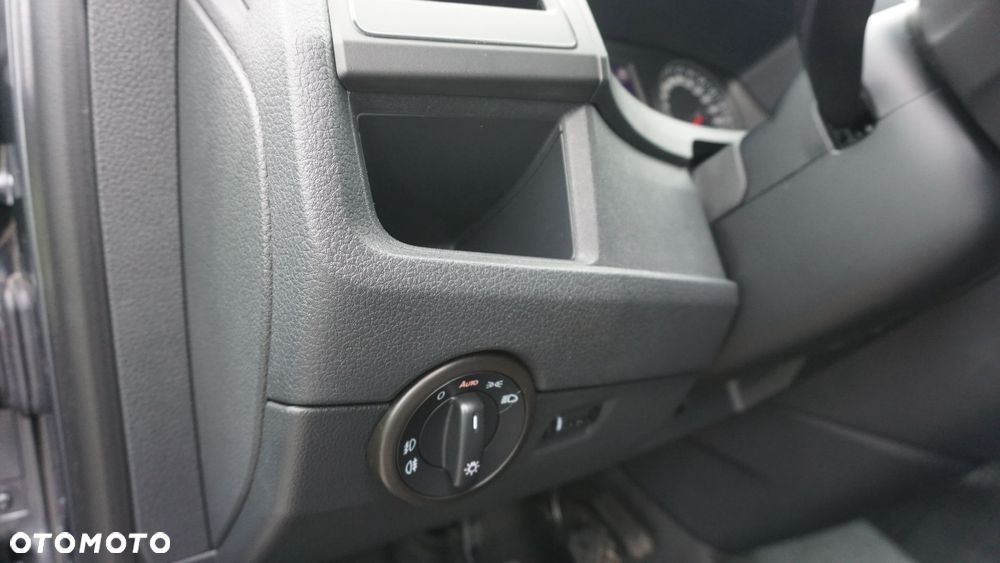 Volkswagen Caravelle 2.0 TDI L2 Highline - 28