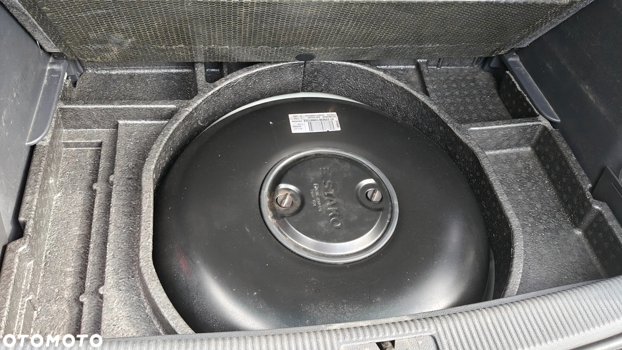 Volkswagen Golf Plus - 12
