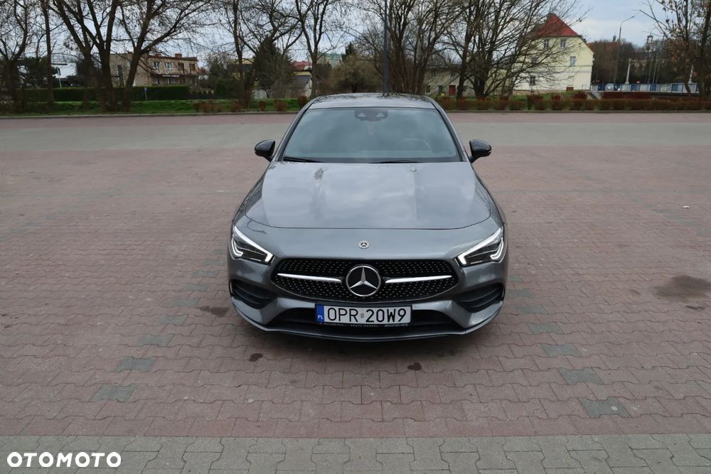 Mercedes-Benz CLA 220 4-Matic AMG Line 7G-DCT - 24