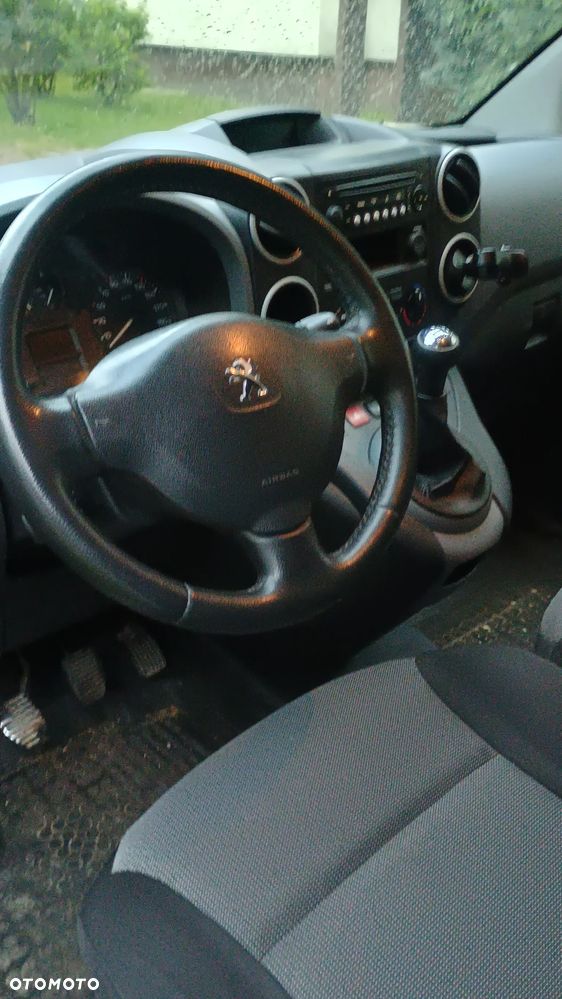 Peugeot Partner 1.6HDI long - 12