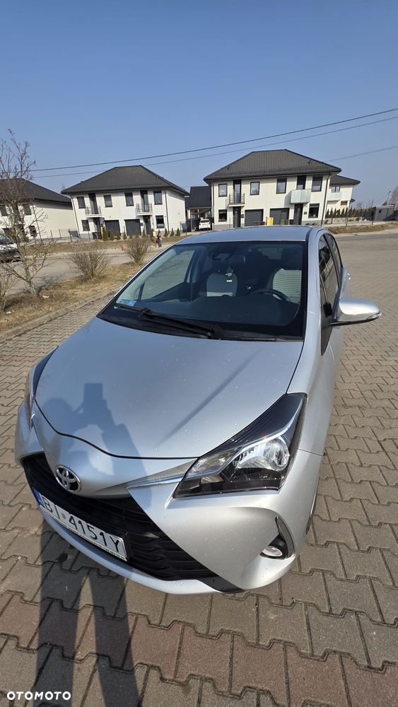 Toyota Yaris 1.5 Premium - 8