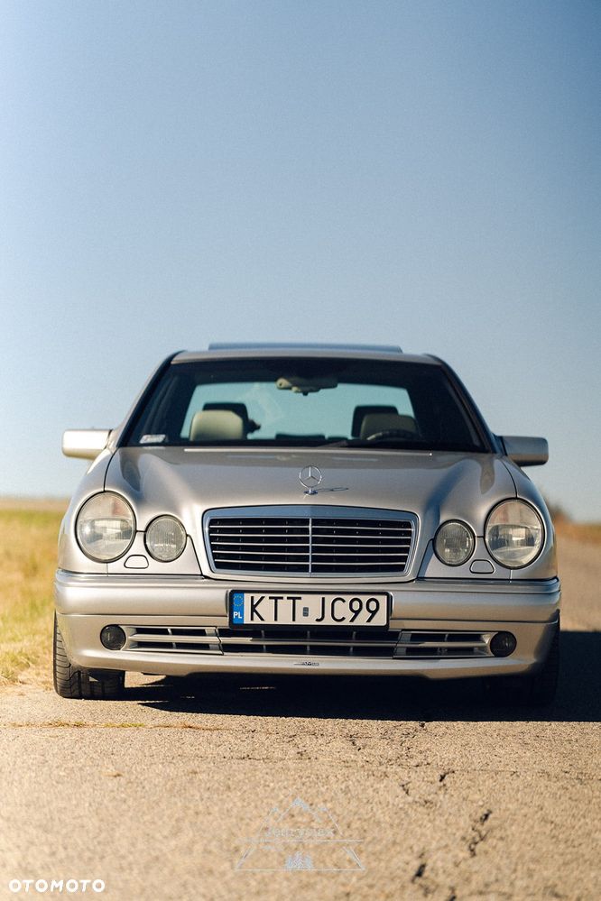Mercedes-Benz Klasa E - 5