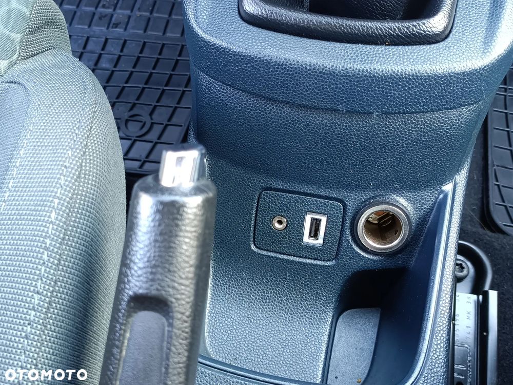 Ford Fiesta 1.6 Sport - 22