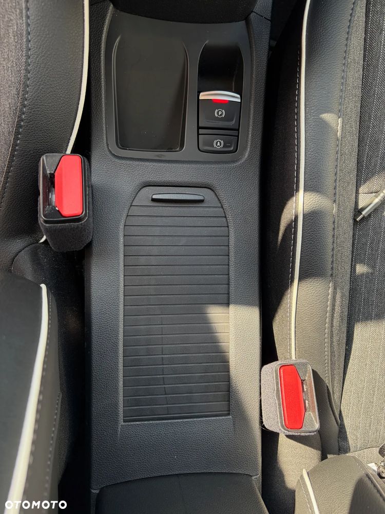 Renault Clio - 19
