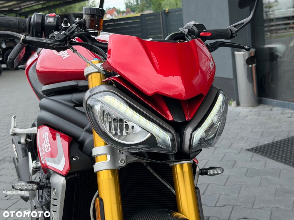 Triumph Speed Triple - 25