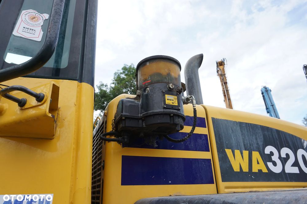 Komatsu WA320-5H Szybkozłącze - 15