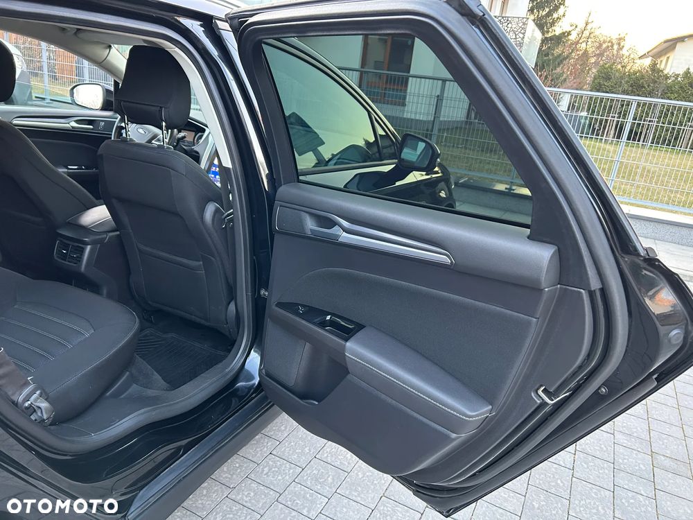 Ford Mondeo 2.0 TDCi Trend - 24