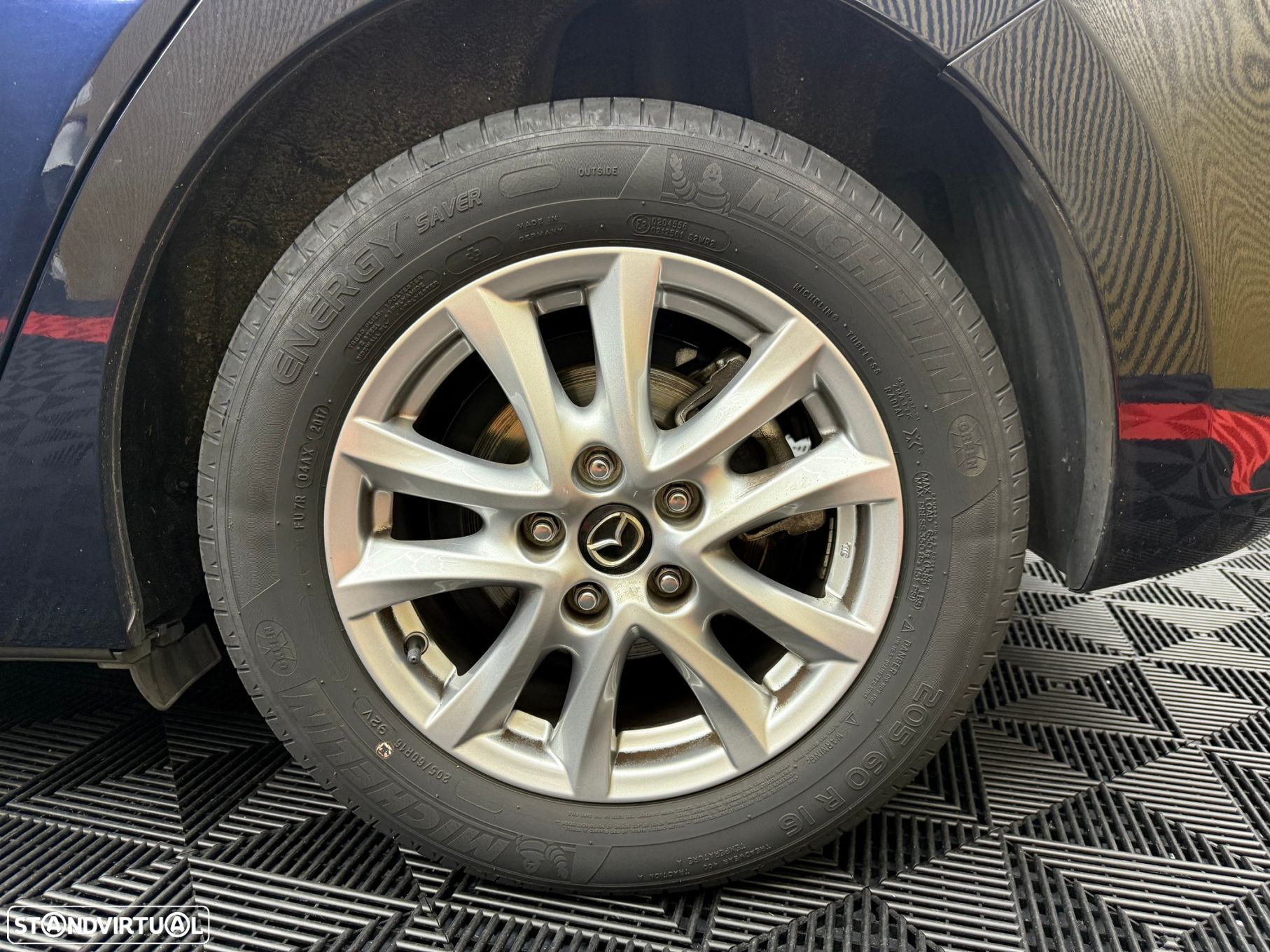 Mazda 3 1.5 Sky-D Excellence Navi - 17