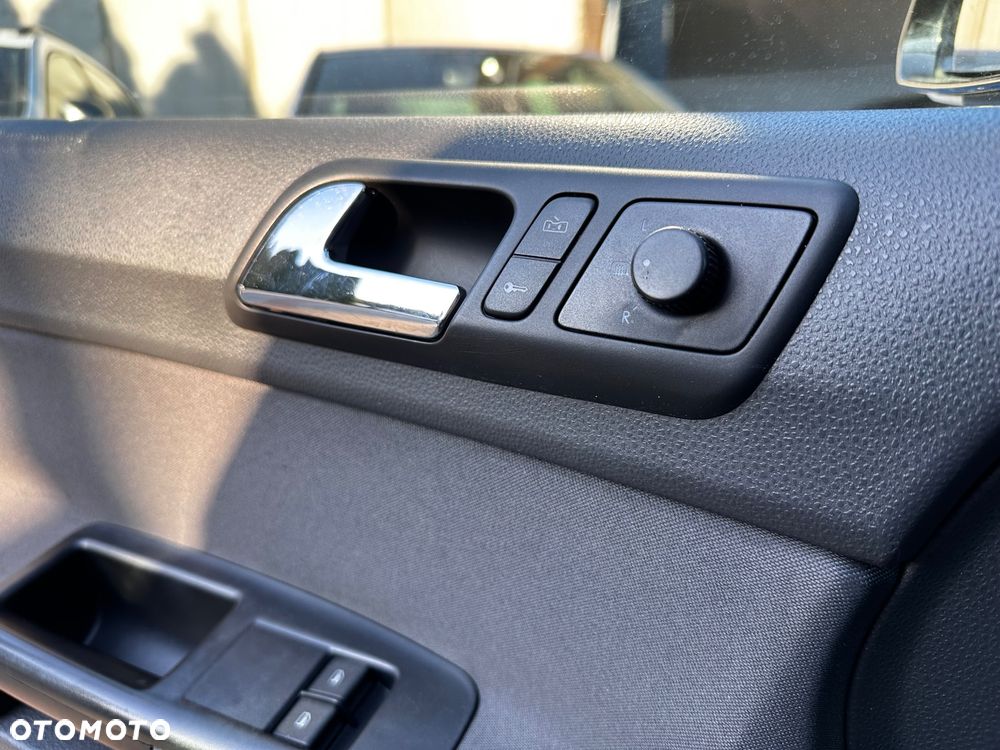 Volkswagen Polo 1.2 Sportline - 16