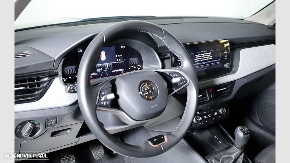 Skoda Kamiq 1.0 TSI — fotografia 11