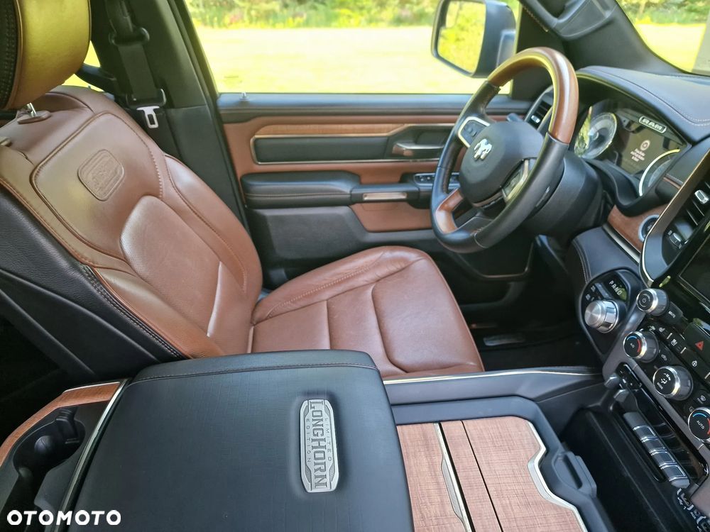 RAM 1500 Crew Cab Longhorn - 22